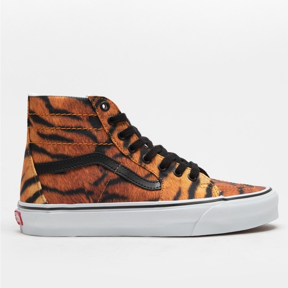 Vans Shoes - NIB Vans Sk8 HI Hightop Sneakers in Tiger